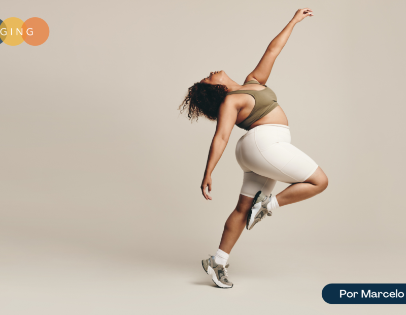 Mujer bailando libre